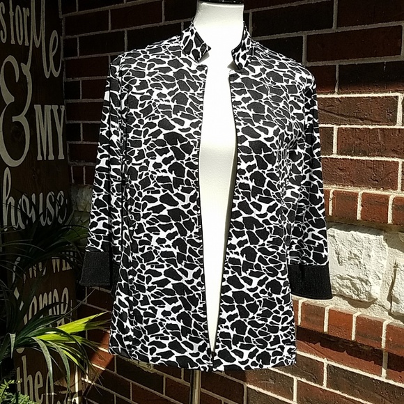 Animal Print Black White Cardigan Sweater Jacket - Picture 1 of 6